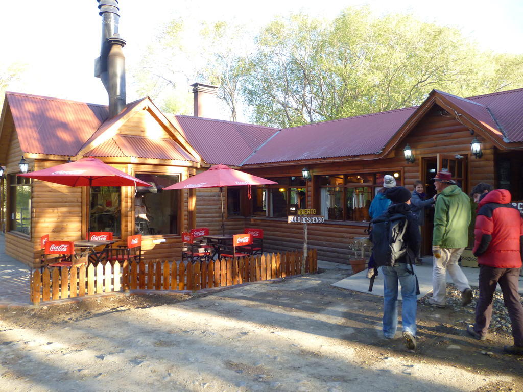 Camping Y Hostal El Ovejero เอลกาลาฟาเต ภายนอก รูปภาพ