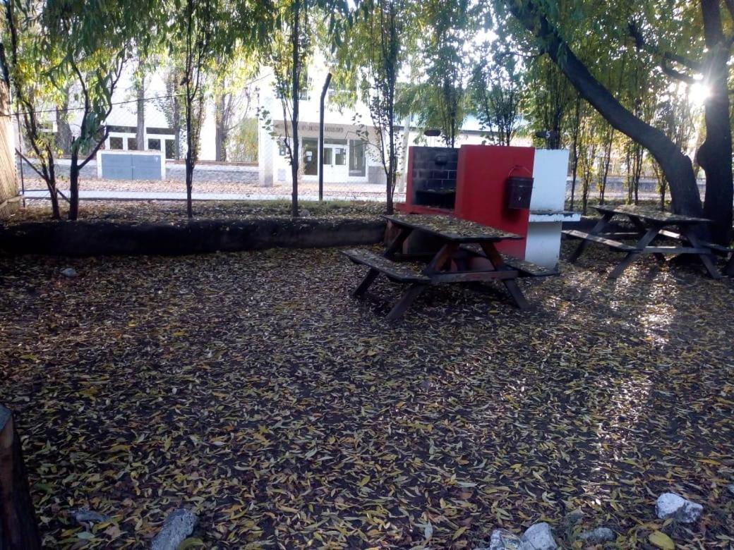 Camping Y Hostal El Ovejero เอลกาลาฟาเต ภายนอก รูปภาพ